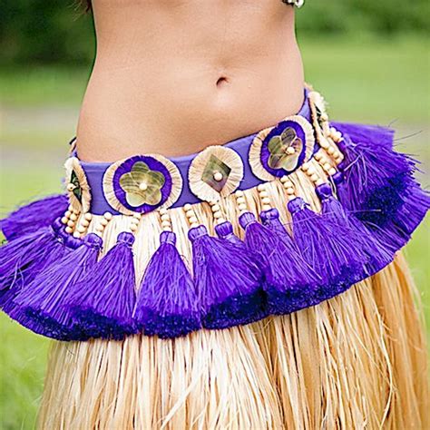 traditional hula skirt